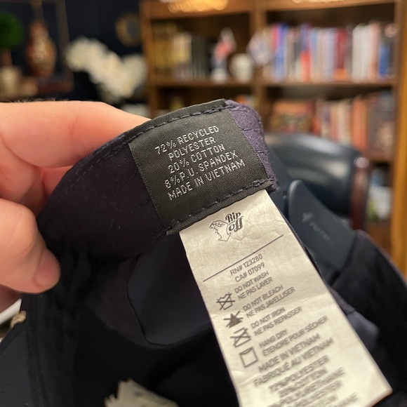 Travis Mathew Hat - Picture 4 of 5